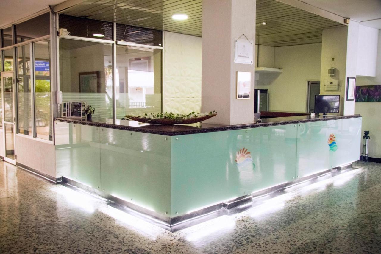 Hotel Mall Santana Del Rio 拉多拉达 外观 照片